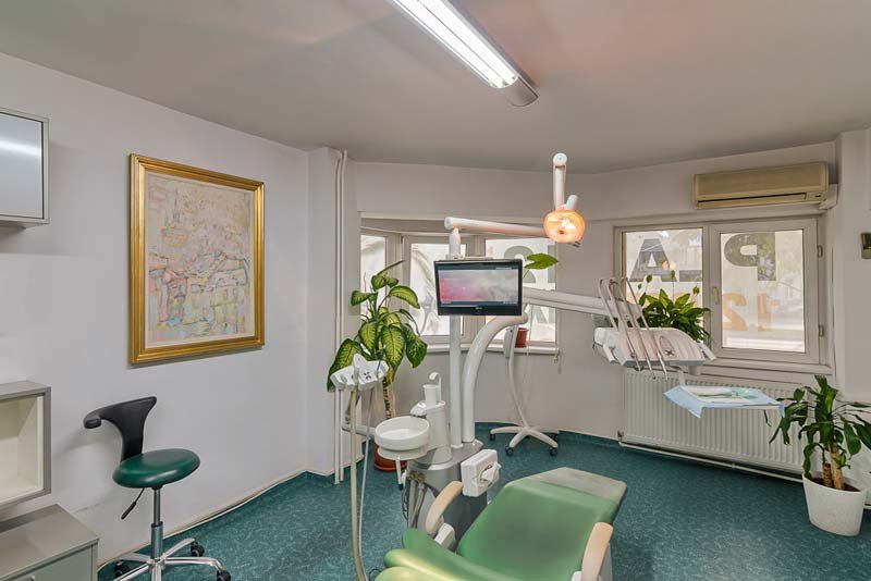 Clinica stomatologica Green Dental, Piata Victoriei